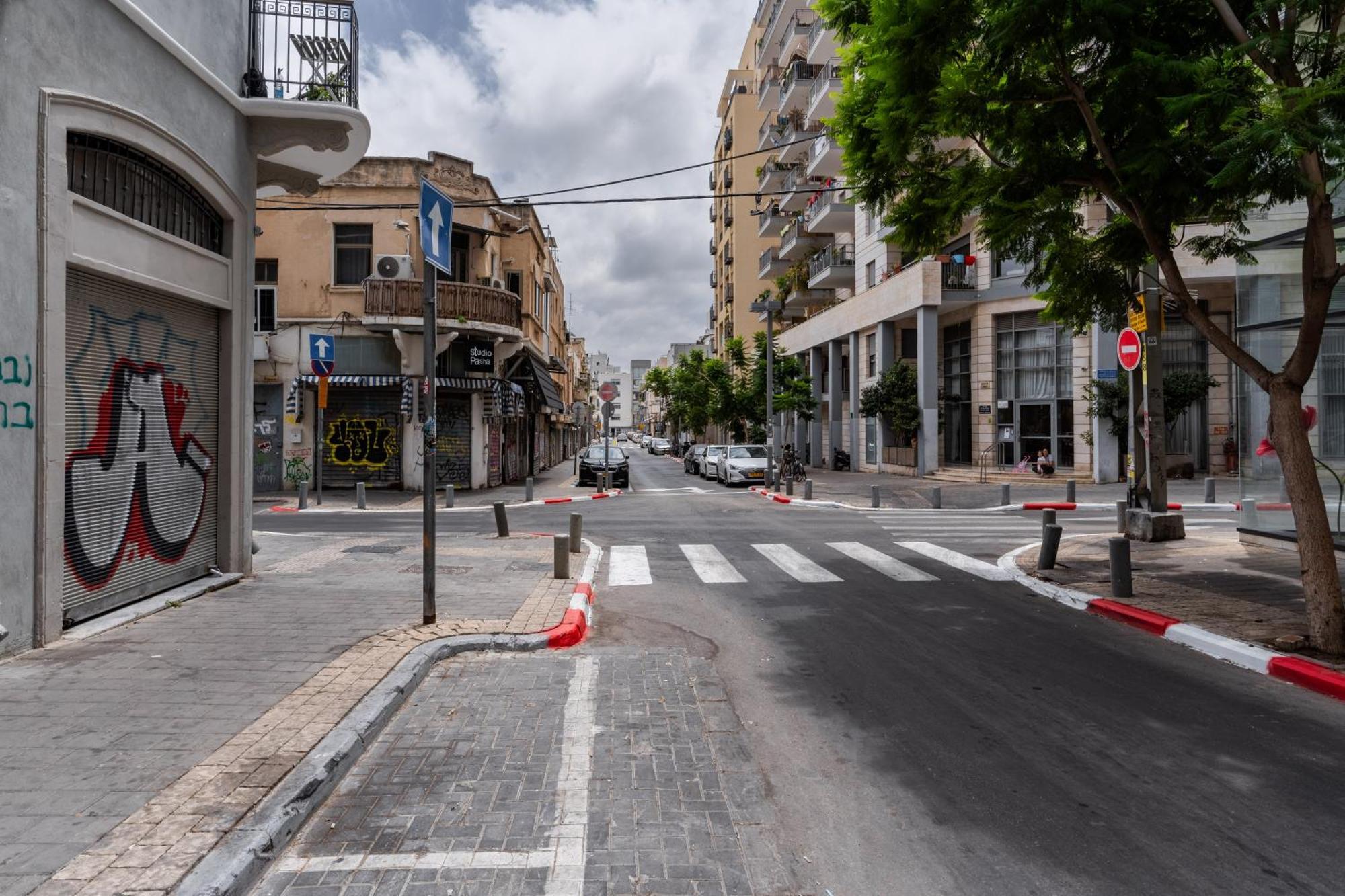 Blueground ו Historical Preserved Estate Apartment *